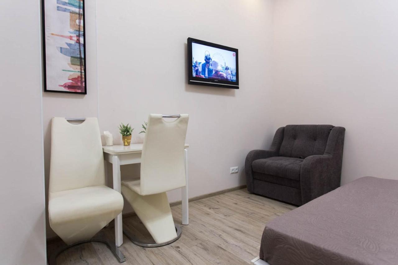 חארקיב Modern Apartments In The Centre - Kuznechna Str. 26/4 מראה חיצוני תמונה