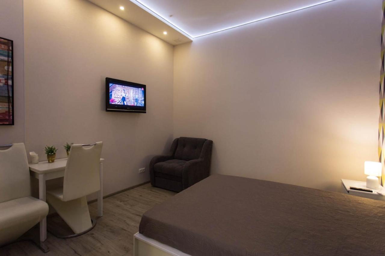 חארקיב Modern Apartments In The Centre - Kuznechna Str. 26/4 מראה חיצוני תמונה