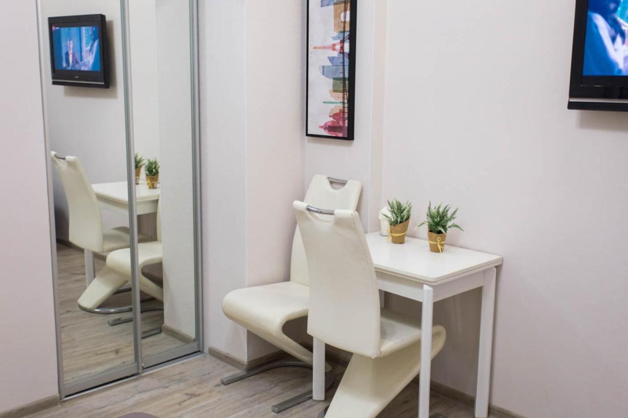חארקיב Modern Apartments In The Centre - Kuznechna Str. 26/4 מראה חיצוני תמונה