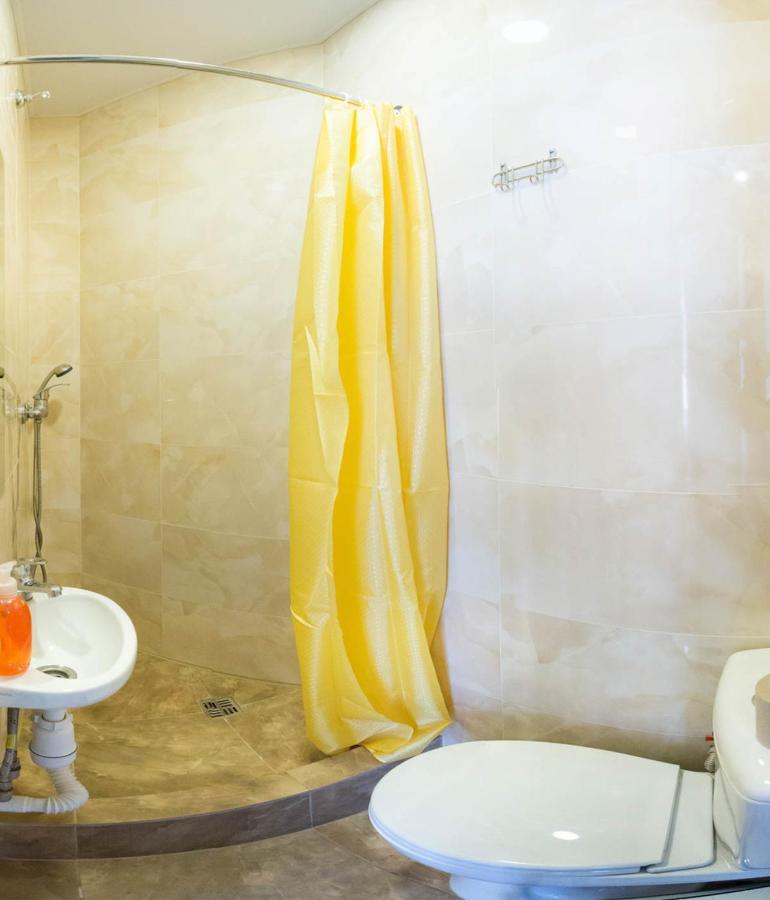 חארקיב Modern Apartments In The Centre - Kuznechna Str. 26/4 מראה חיצוני תמונה